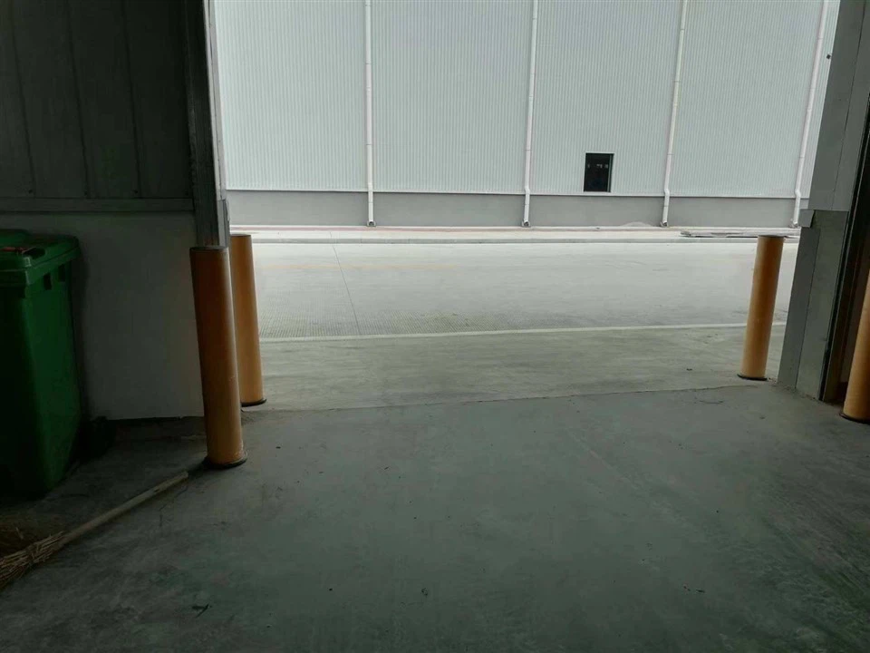 Customized Storage Safety Plastic Anti-collision Column Bollard factory